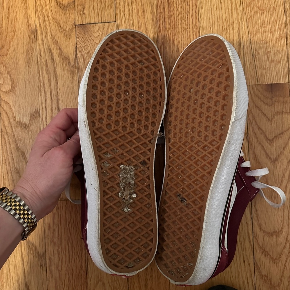 Vans - Picture 3 of 7